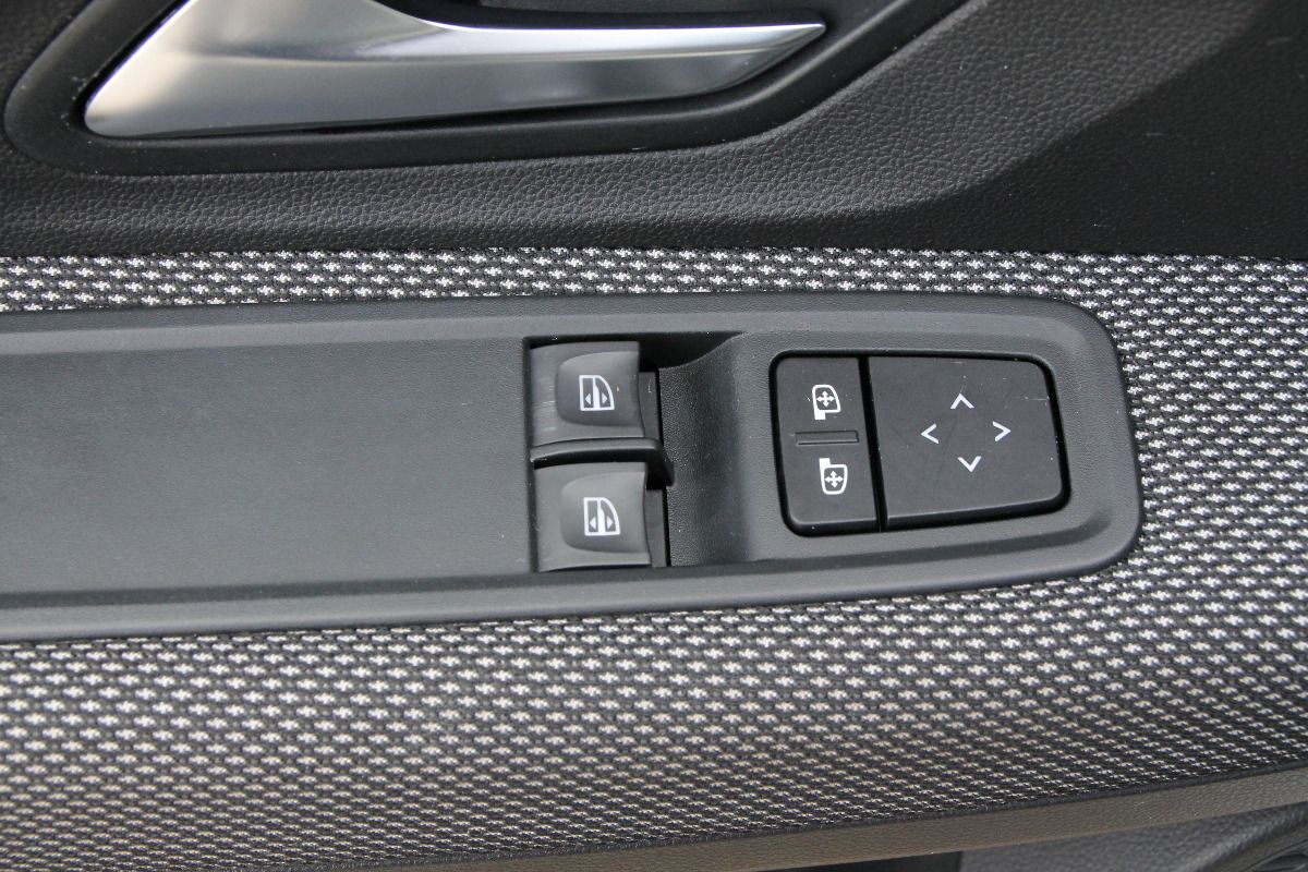 Fahrzeugabbildung Dacia Sandero Comfort TCe 100 ECO-G
