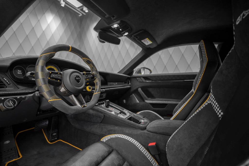 992 Turbo S Coupé TECHART GTstreet R YELLOW - Bild 17