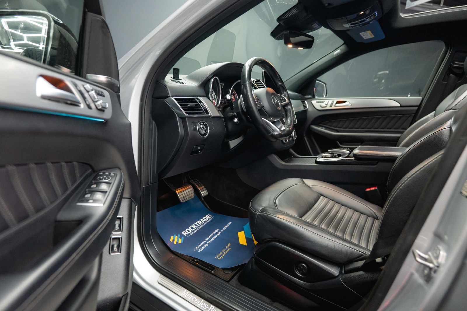 Fahrzeugabbildung Mercedes-Benz GLE 350d Coupe 4Matic AMG Night *Pano*ACC*LED*