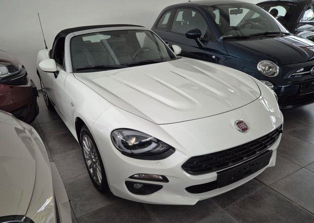 Fiat 124 Spider Lusso weiß