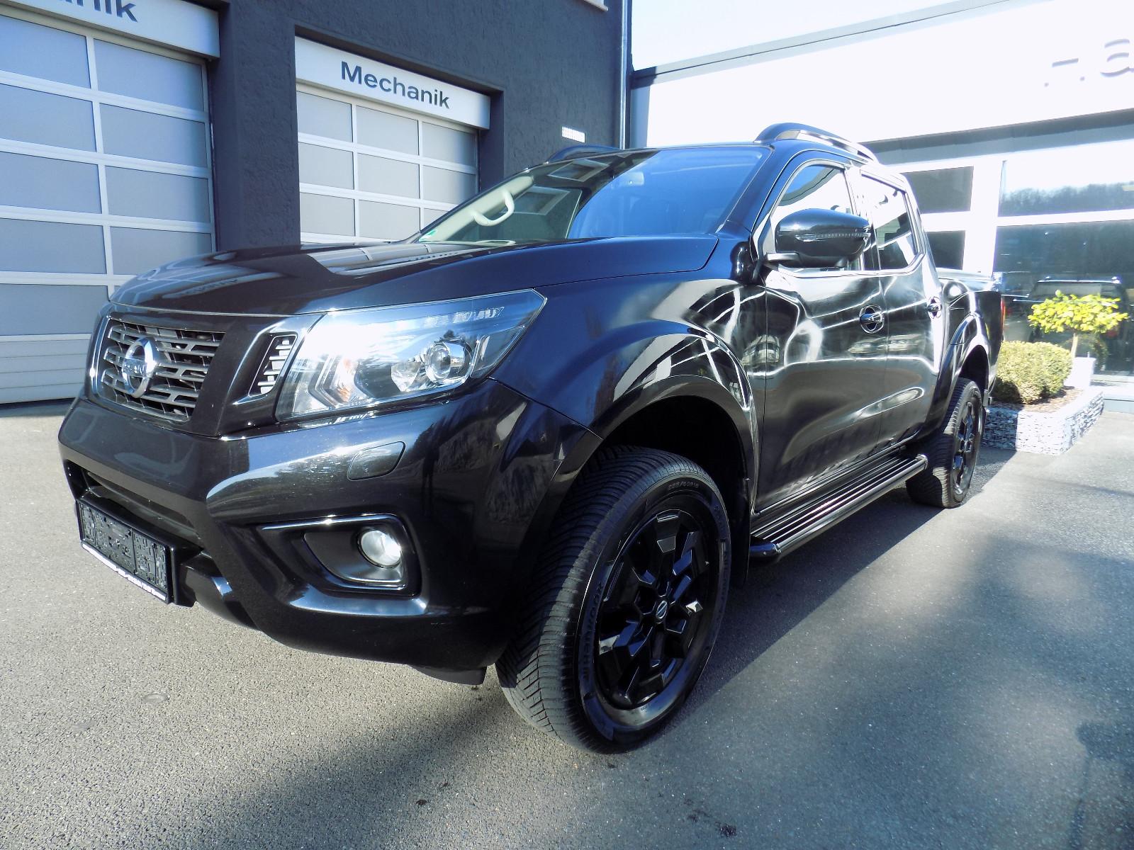 Nissan Navara NP300 N-Guard Double Cab 4x4 360° 1. Hand
