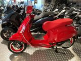 Vespa Primavera 125 (RED) - VESPA PRIMAVERA 125 RED