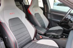 VW Golf VIII Lim. GTI Clubsport / PERFORMANCE / IQ