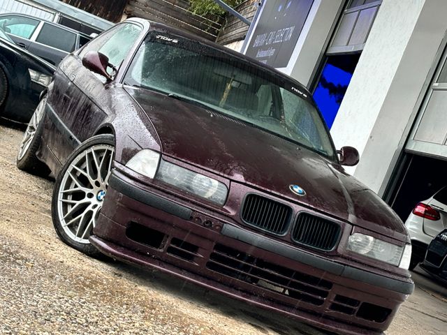 BMW 318iS E36 Coupe * ERST 193000KM *  M-TECHNIK