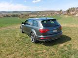 Audi Q7 4.2 TDI quattro tiptronic - V12 Optikpaket - Audi Q7: 2tdi