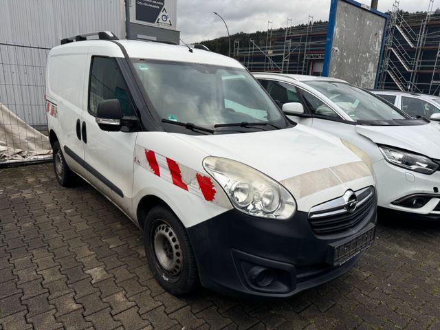 Opel Combo D Kasten L1H1 2,4t GETRIBE SCHADEN