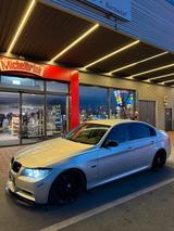 BMW E90 325i M PAKET - BMW 325 in Herne