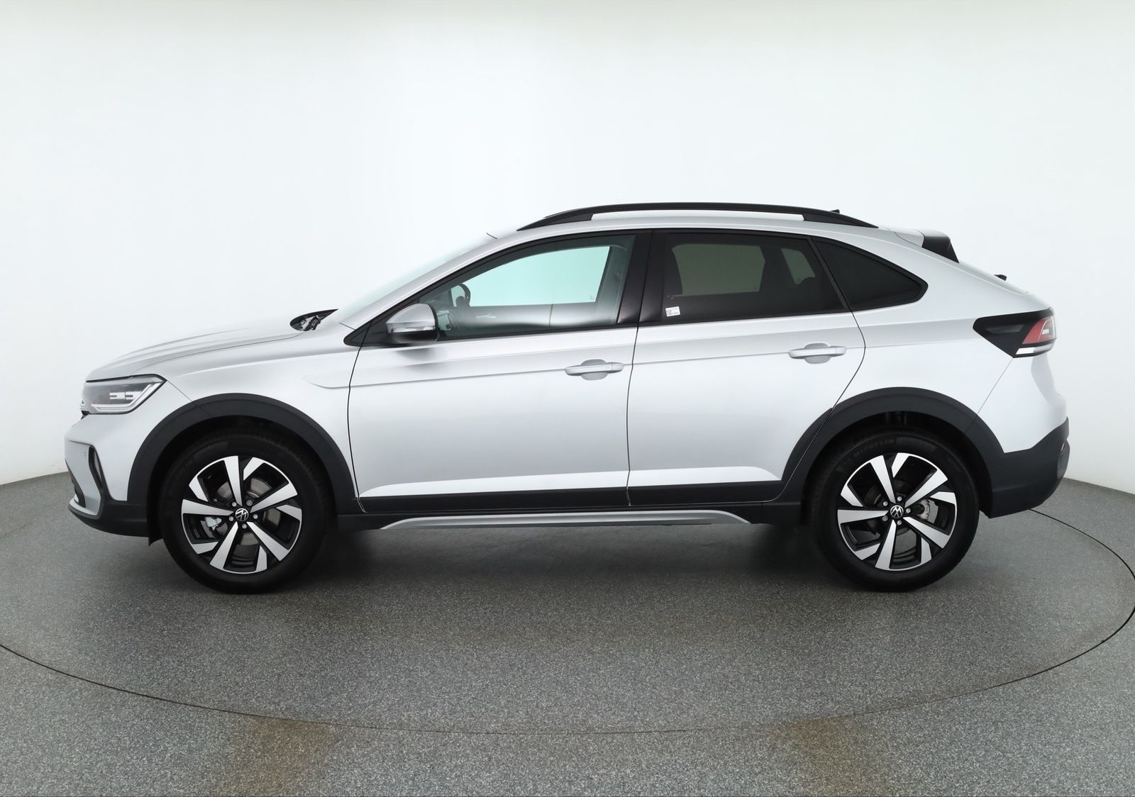 Volkswagen Taigo 1.0 TSI DSG Matrix ACC Kamera imagem 2