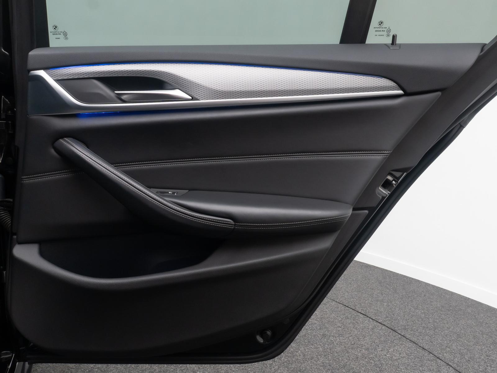 BMW 520d xD M Sport Individual 360°HUD HiFi Panorama