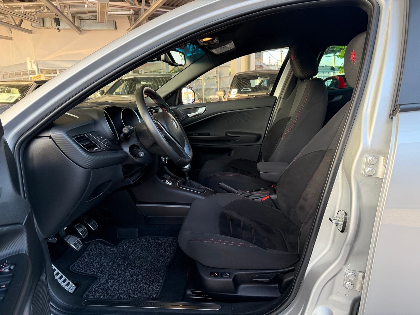 Fahrzeugabbildung Alfa Romeo Giulietta Sport KLIMA NAV SHZ