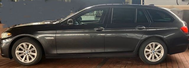 BMW BMW 530 D X Drive, Diesel, Allrad, AHK, Pa...