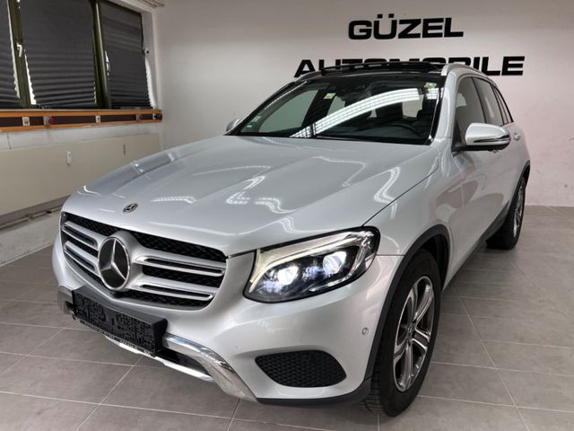 Mercedes-Benz GLC 300 4Matic/LED/TOT/SPUR/DISTR/PANO/360 KAM