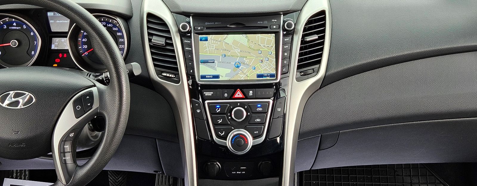 HYUNDAI i30 blue Euro 6 Alufelgen 8-fach bereift