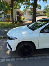Mercedes-Benz EQA 300 4MATIC - AMG Line - Mercedes-Benz EQA von privat