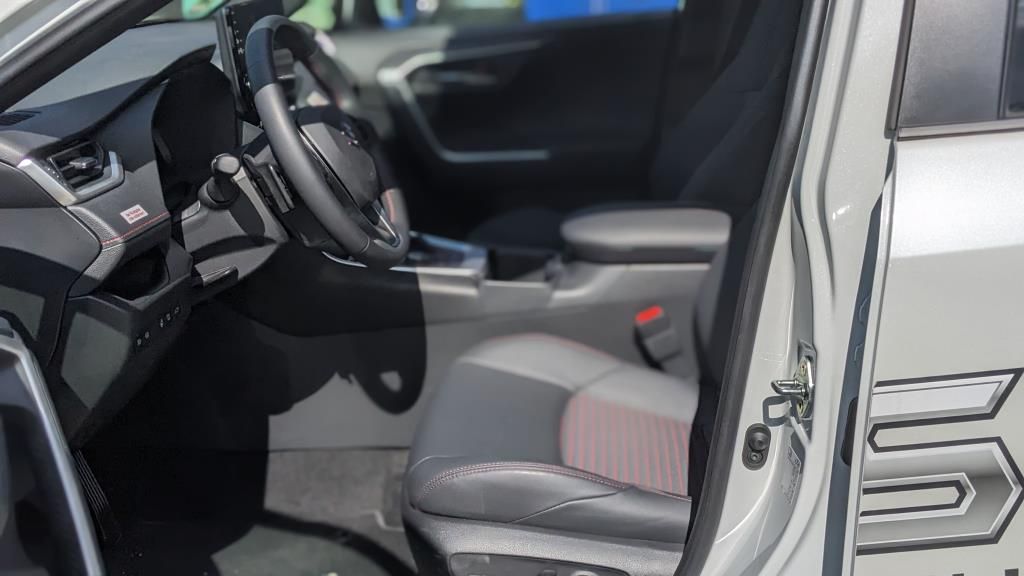 Autohaus Zimpel & Franke -  Suzuki ACROSS PLUG-IN HYBRID ALLRAD COMFORT+ - Bild 7 Autohaus Zimpel & Franke -  Suzuki ACROSS PLUG-IN HYBRID ALLRAD COMFORT+ - Bild 7