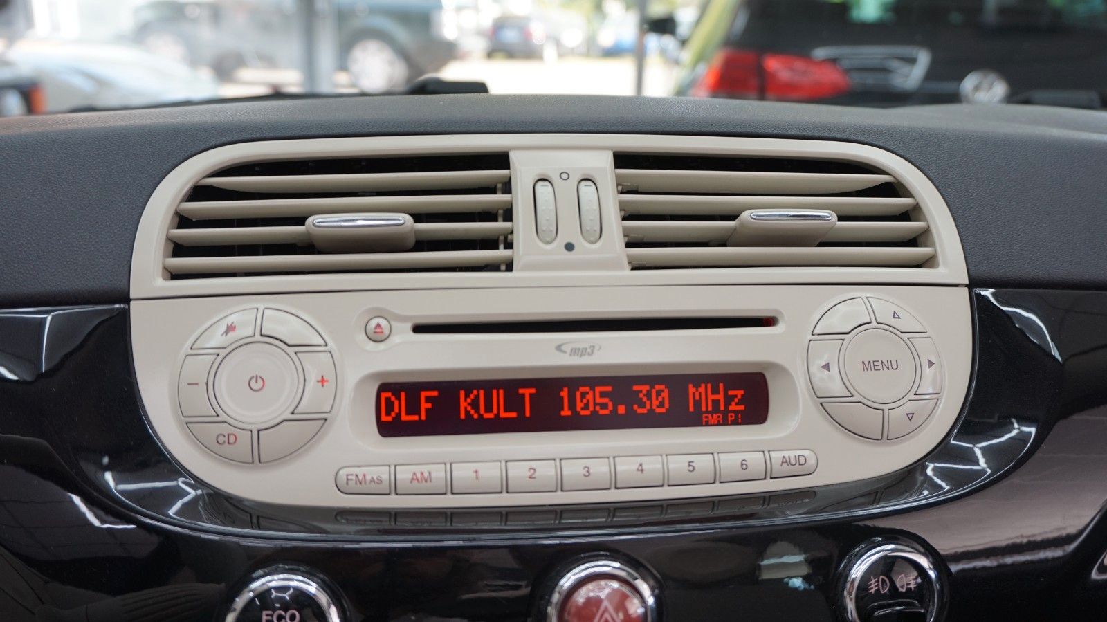 Fahrzeugabbildung Fiat 500 Lounge Cabrio  Scheckh. gepfl. TÜV neu