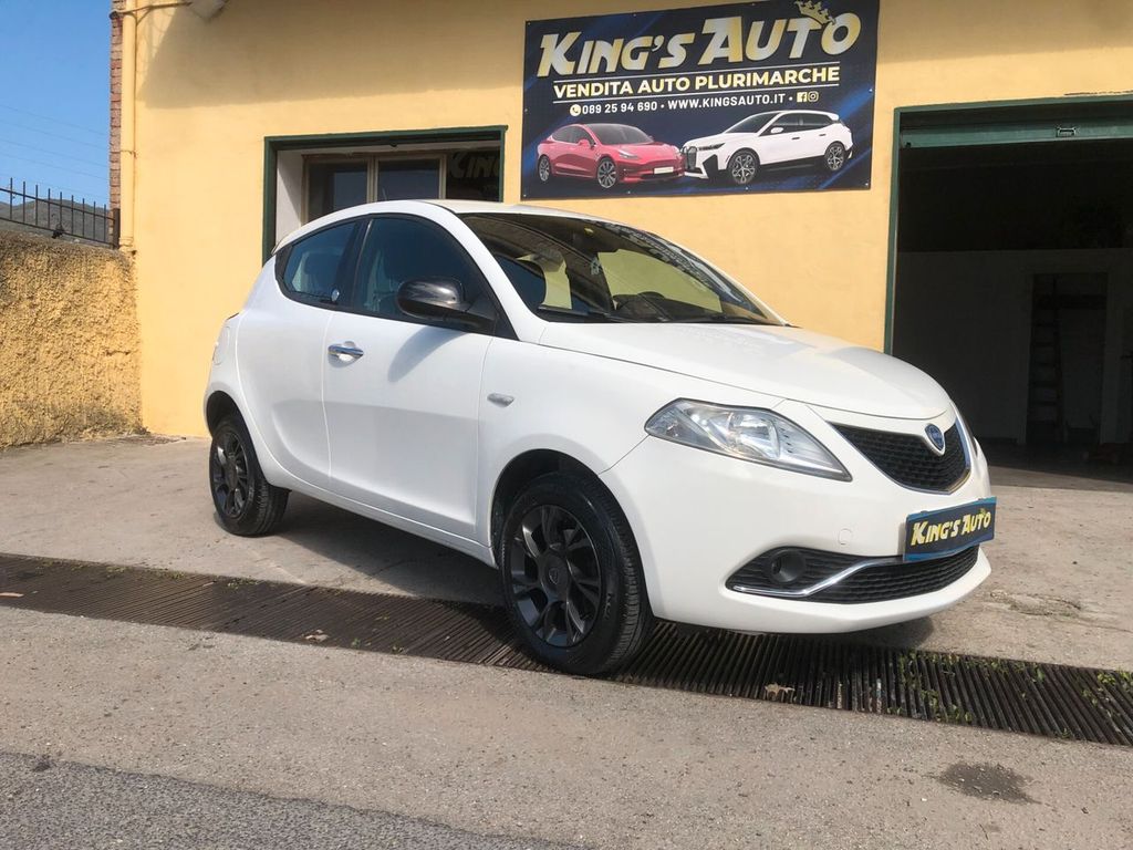 Image of Lancia Ypsilon