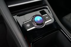 VW Tiguan 1.5 eTSI R-Line | Black Style | Pano | 20 VW Tiguan 1.5 eTSI R-Line | Black Style | Pano | 20