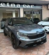 Renault Austral 1.2 E-TECH FULL HYBRID TECHNO ES - graue Renault Alaskan