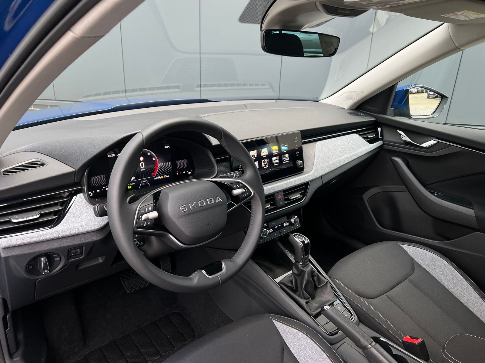 Fahrzeugabbildung SKODA Kamiq Selection 1.0 TSI DSG *LED, Komfort Paket,