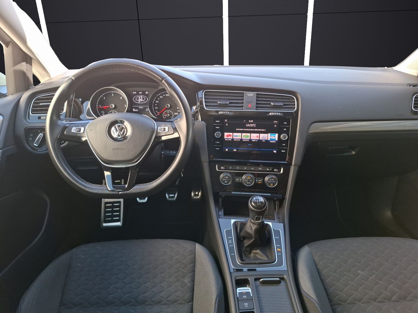 Fahrzeugabbildung Volkswagen Golf VII Variant TDI Join AHK Navi Climatronic P