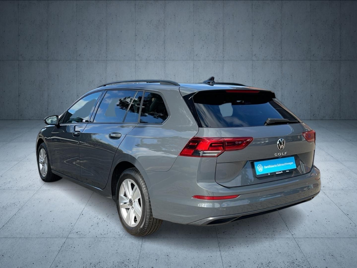Volkswagen Golf Variant Life 2.0 TDI DSG ACC LED KAMERA NAV