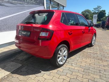 Fahrzeugabbildung SKODA Fabia 1.2 Joy Klimaaut. SHZ DAB Temp. uvm
