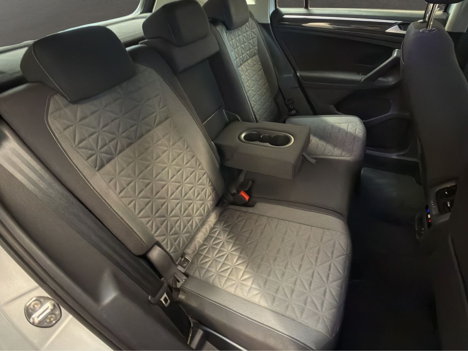 Volkswagen Tiguan - Bild 15