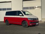 Volkswagen Generation Six 4MOTION  - rote Volkswagen T6 Multivan