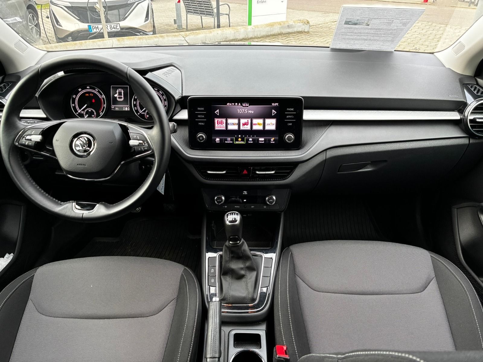 Fahrzeugabbildung SKODA Fabia 95PS 5-Gang*PDC*SHZ*SmartLink*Allwetter