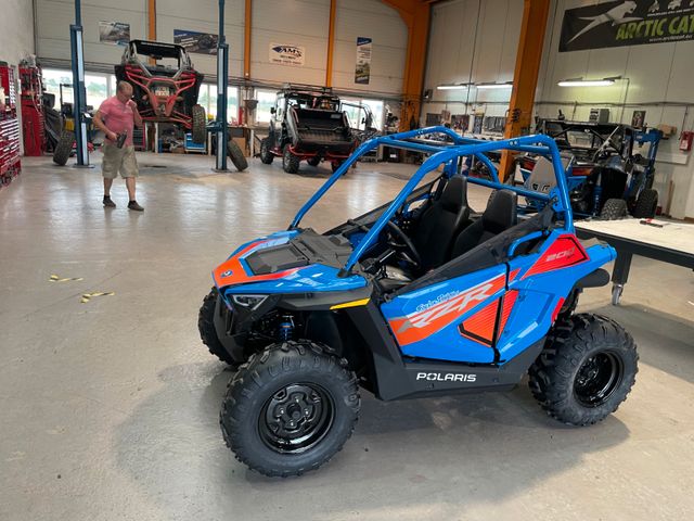 Polaris RZR 200 TROY LEE,Kinderfahrzeug