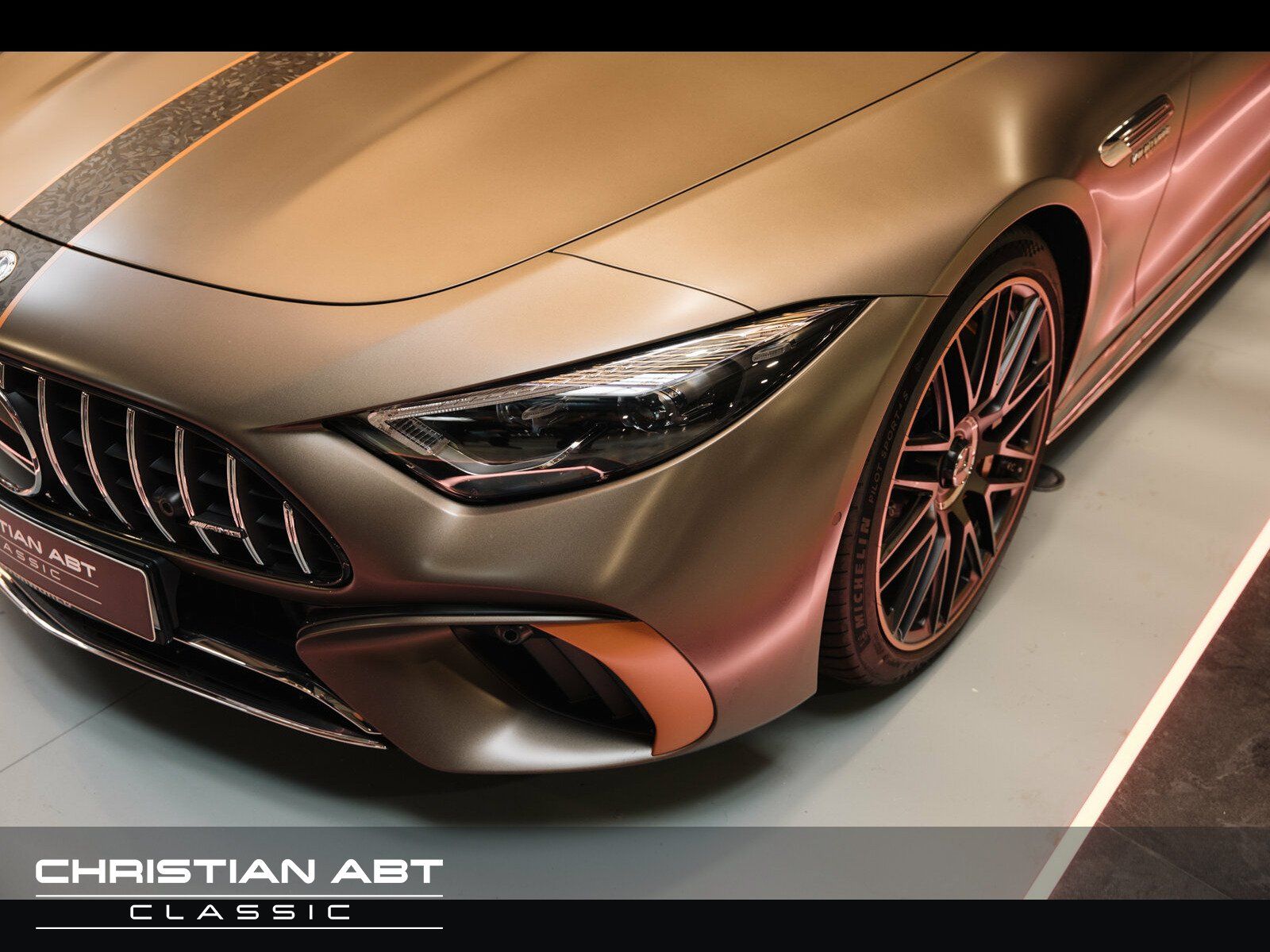 Fahrzeugabbildung Mercedes-Benz SL 63 AMG 4Matic Navi/Nachtsichtass.