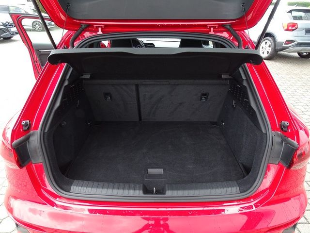 A3 Sportback 35 TFSI S-tronic S line / Matrix