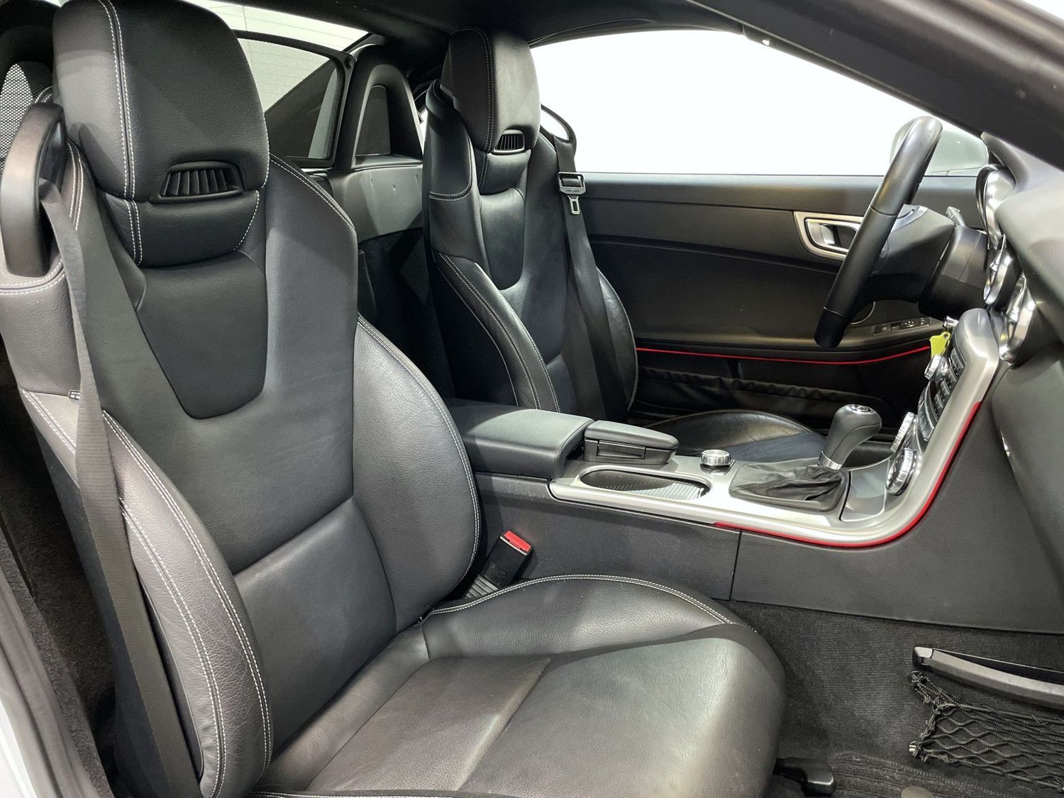 Fahrzeugabbildung Mercedes-Benz SLK 200 Sport #Leder#Bi-Xenon#H&K#ACC#Airscarf