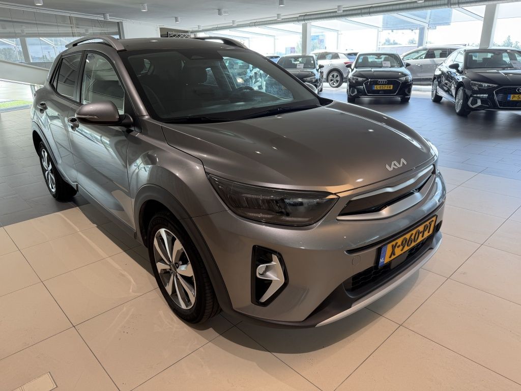 Kia Stonic 1.0 T-GDi MHEV DynamicPlusLine imagem 2