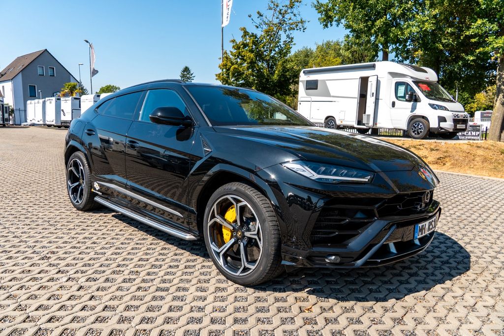 Image of Lamborghini Urus