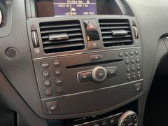 MERCEDES-BENZ C 180 K RENTNER/ NUR 71.tKM / GARANTIE / MERCEDES-BENZ C 180 K RENTNER/ NUR 71.tKM / GARANTIE /