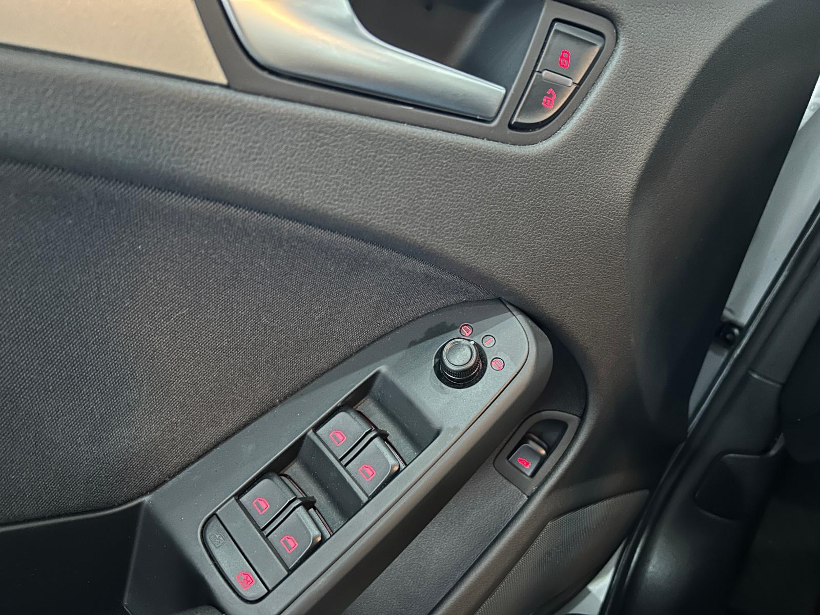 Audi A4 Limouine*1.Hand*Automatik*29TKM*Audi S-Heft*