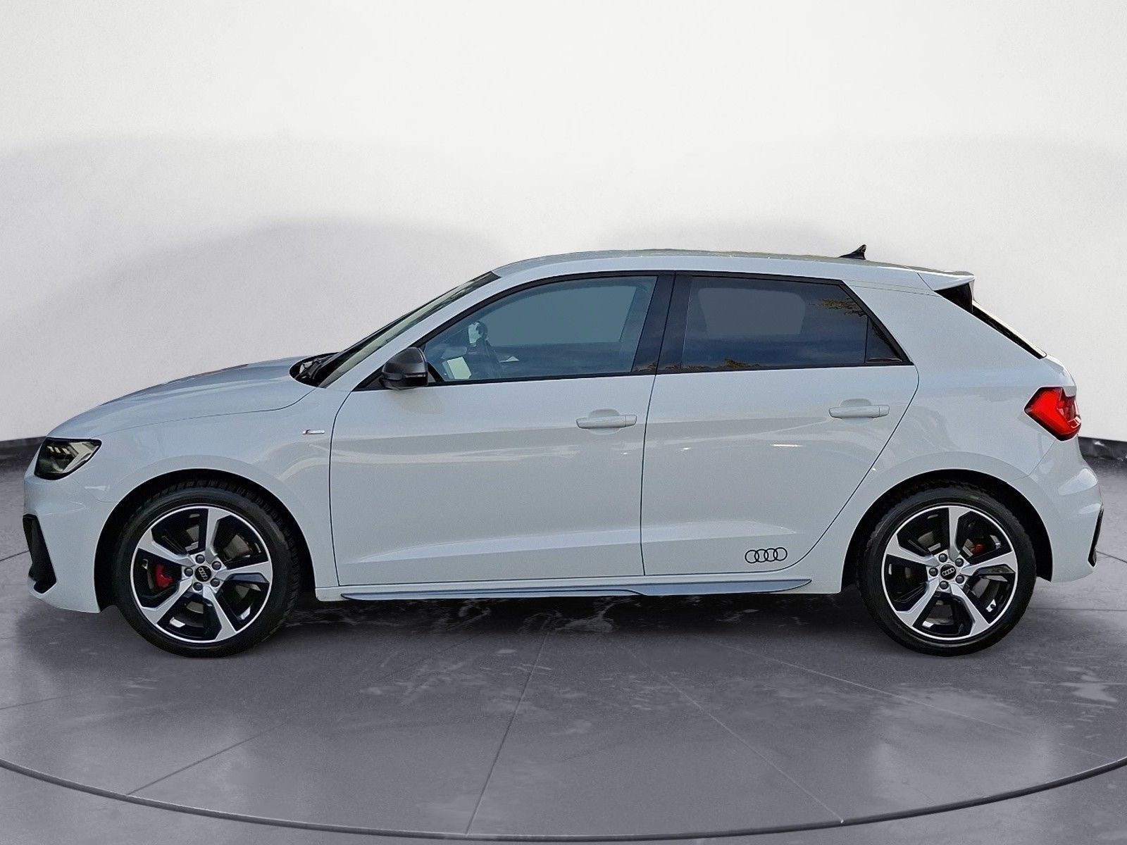 Audi A1 Sportback 40 TFSI S tronic S line imagem 3