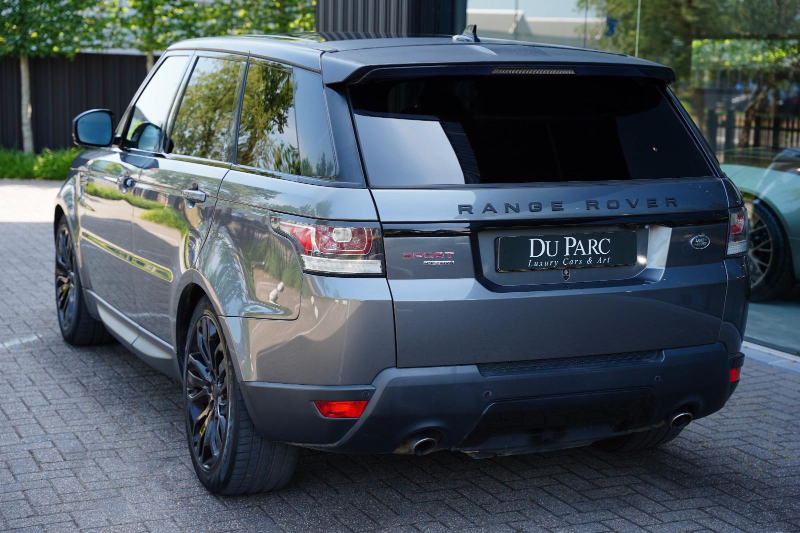 Land Rover 3.0 SDV6 HSE Dynamic Tow Bar / Panoramaroof