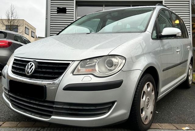 Volkswagen Touran Trendline 1.9L TDI 1.Hand,NAVI,neue AHK!!