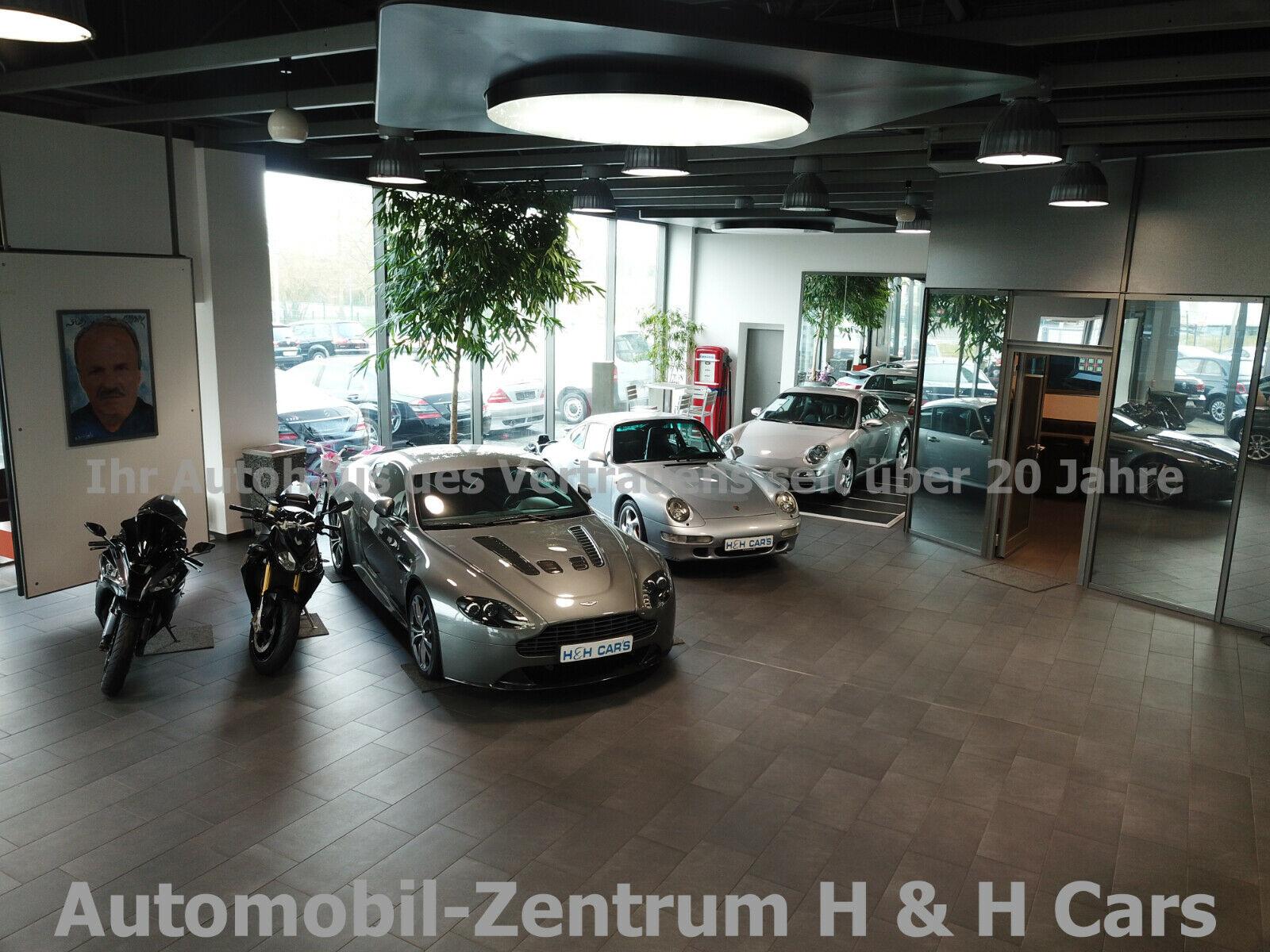 showroom-image-bottom