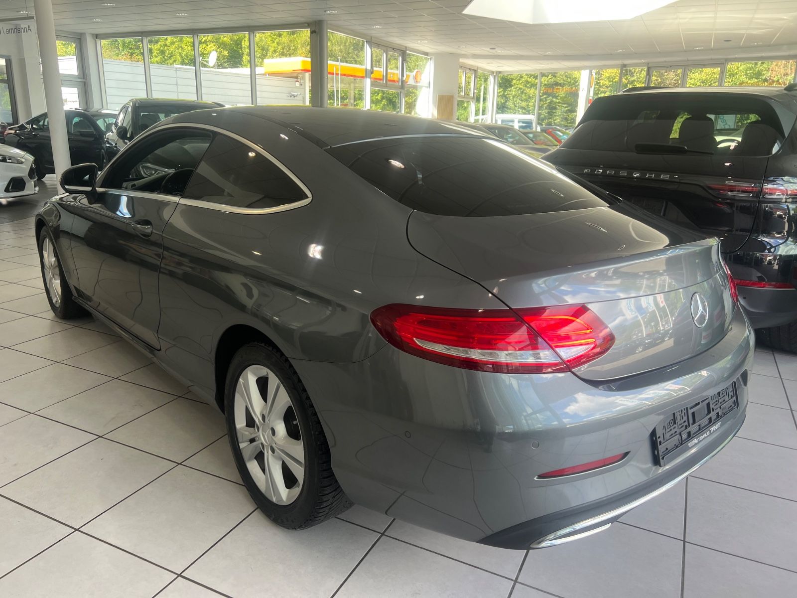 Fahrzeugabbildung Mercedes-Benz C 250 d Coupe *LED*LEDER* Burmester *