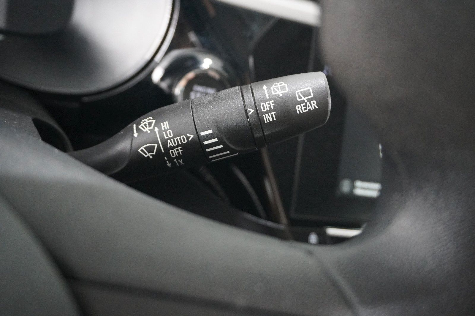 Fahrzeugabbildung Opel Corsa-e F EDITION 7KW NAVI/VIRT/TEMP/DAB/WÄRMEP.