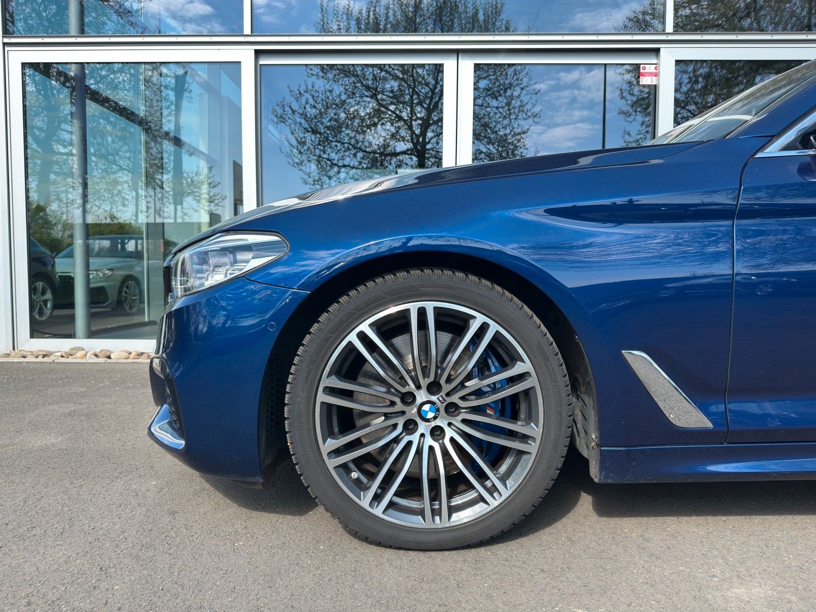 Fahrzeugabbildung BMW 540 Touring dxDrive M Sport
