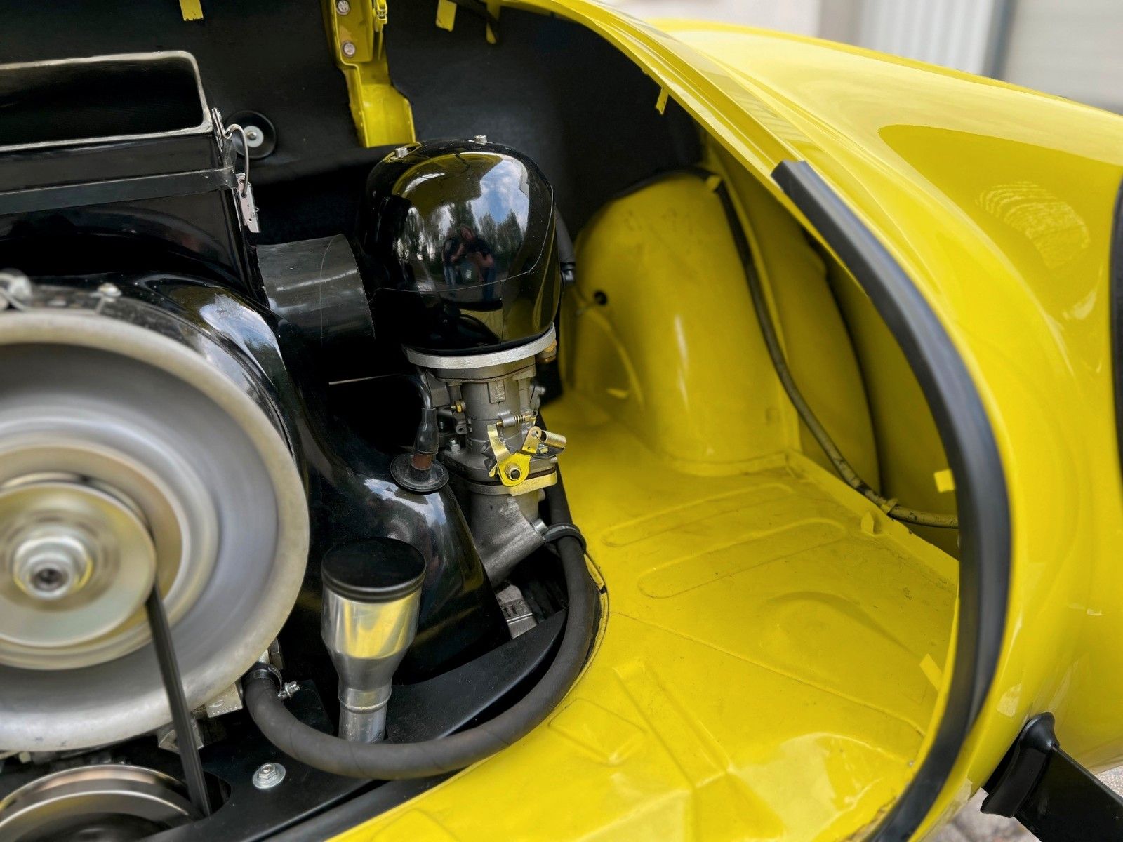 Fahrzeugabbildung Volkswagen Karmann Ghia Sport mit TYP 4 - 170PS