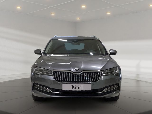 Superb Combi Style 2,0 TDI 360° MATRIX AHZ NAVI