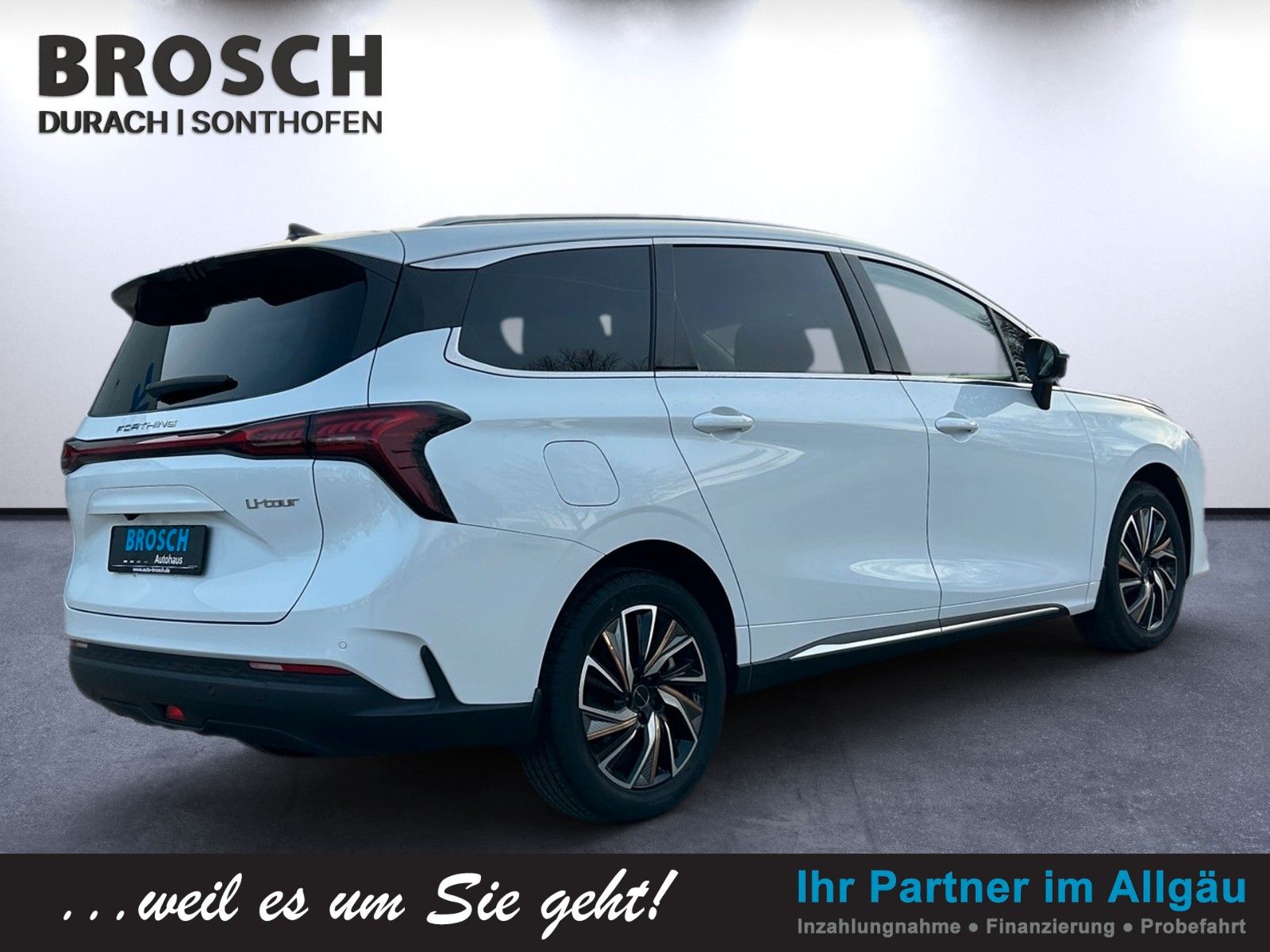 Fahrzeugabbildung DFSK FORTHING 4U 7SITZ 1.5T AT NOBLE AHK PANO
