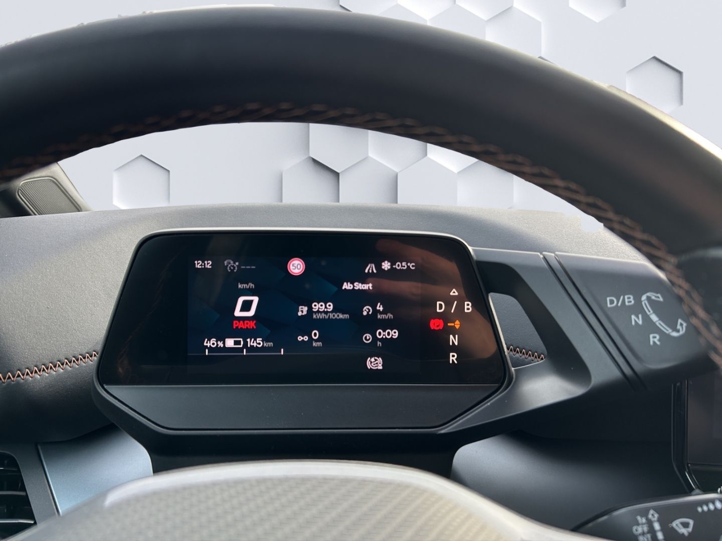 Born 150kW LED HuD GJR ACC 360°Kamera ParkLenkAs