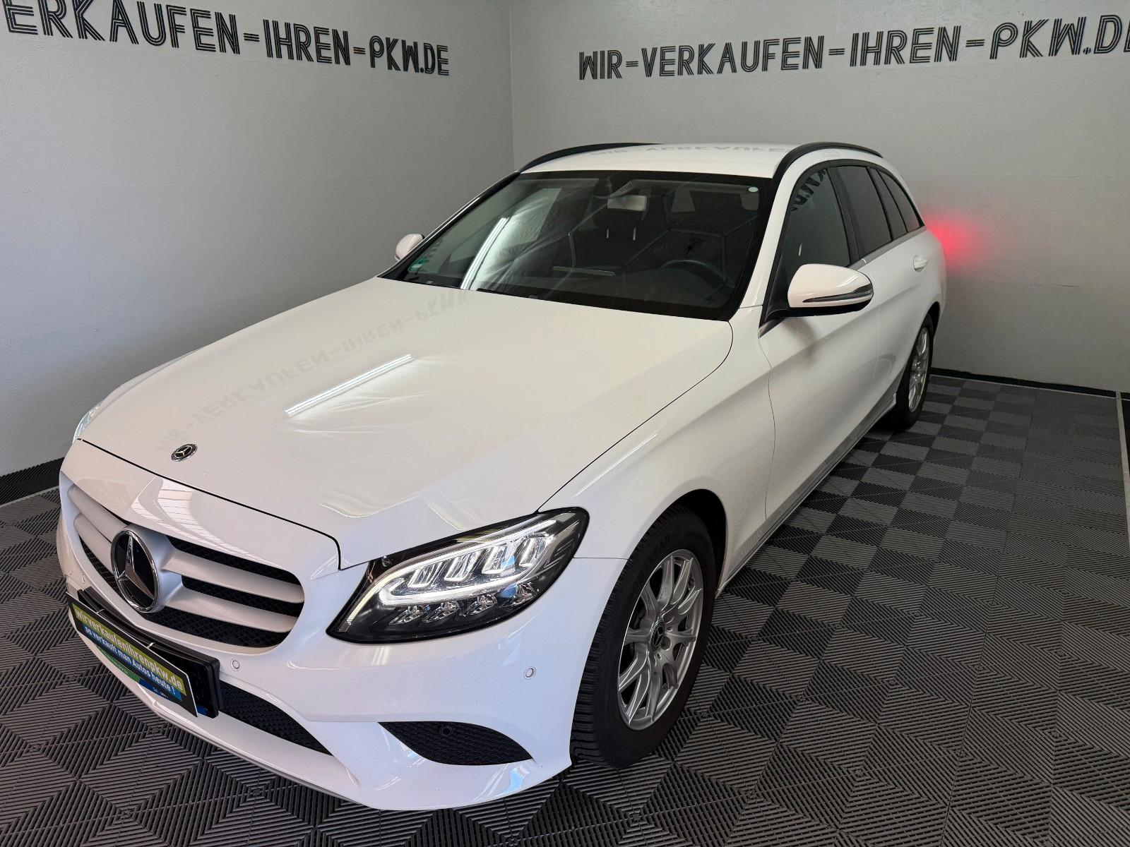 Mercedes-Benz C 180 CGI T-Modell MB Service & TÜV NEU